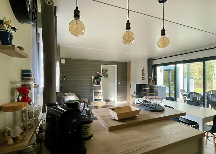 Comfortable With Heated Swimming Pool And Jacuzzi Open Year Round Les Mathes