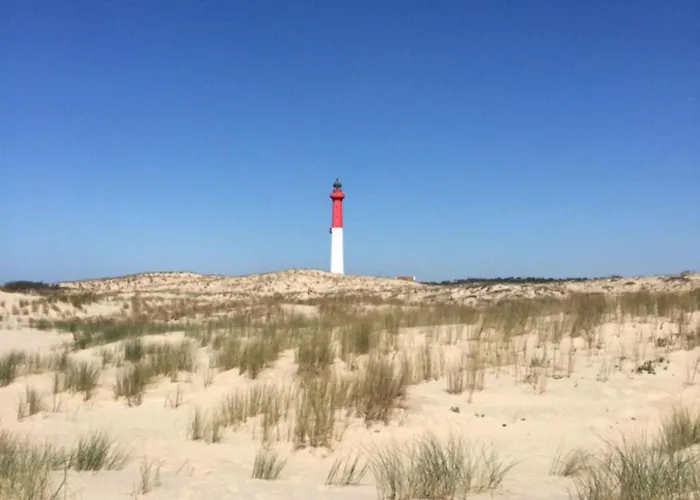 Comfortable With Heated Swimming Pool And Jacuzzi Open Year Round 3*