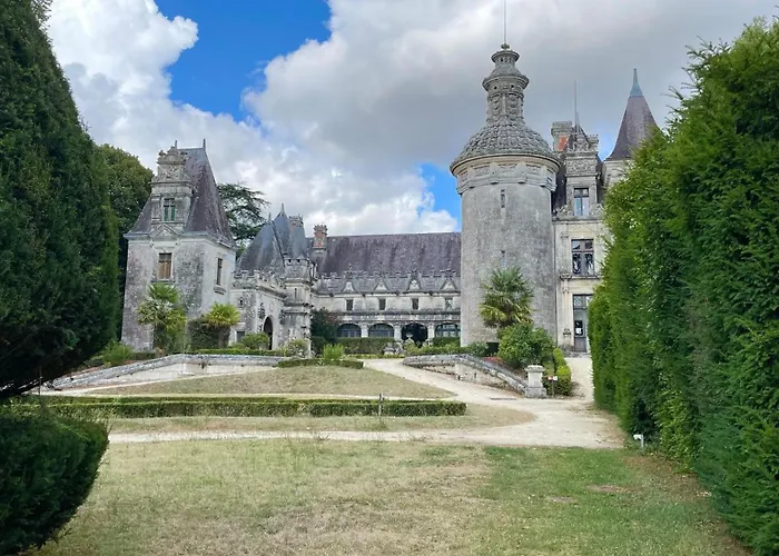 Guest house Comfortable With Heated Swimming Pool And Jacuzzi Open Year Round Les Mathes